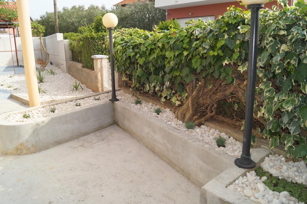 Apartmani Lu Biograd Na Moru Extérieur photo